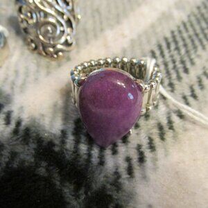 A635-NEW Natural Amethyst Heart Silver Tone Expandable Ring